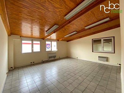 LOCAL D ACTIVITE A LOUER - DECINES CHARPIEU - 540 m2 - 91,30 € HC/m<sup>2</sup>/an