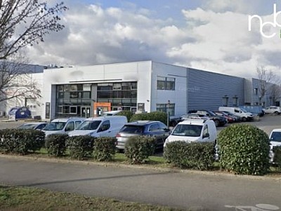 LOCAL D ACTIVITE A LOUER - DECINES CHARPIEU - 436 m2 - 78 € HC/m<sup>2</sup>/an