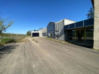 LOCAL D ACTIVITE A LOUER - LA CHAPELLE DE GUINCHAY - 500 m2 - 60 € HC et HT/m<sup>2</sup>/an