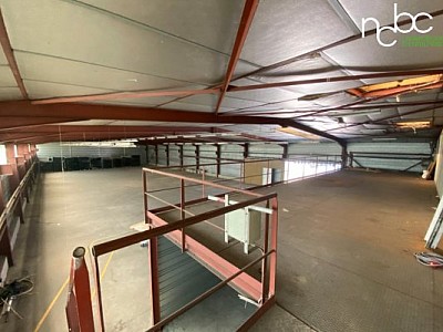 LOCAL D ACTIVITE A LOUER - LOIRE SUR RHONE - 900 m2 - 59 € HC/m<sup>2</sup>/an