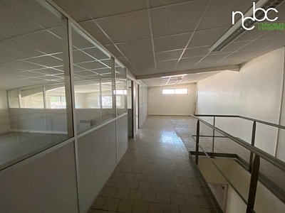 LOCAL D ACTIVITE A LOUER - LOIRE SUR RHONE - 900 m2 - 59 € HC/m<sup>2</sup>/an
