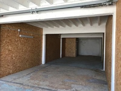 LOCAL D ACTIVITE A LOUER - LONGVIC - 3000 m2 divisibles  partir de 100 m2 - 96 € HC/m<sup>2</sup>/an