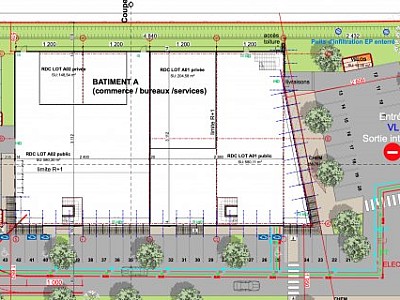 LOCAL D ACTIVITE A LOUER - PORTES LES VALENCE - 4563 m2 divisibles  partir de 350 m2 - 90 € HC/m<sup>2</sup>/an