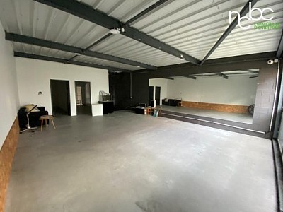 LOCAL D ACTIVITE A LOUER - RILLIEUX LA PAPE - 588 m2 - 127 € HC/m<sup>2</sup>/an