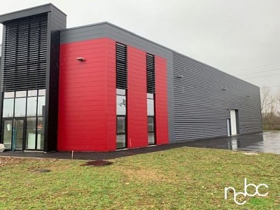 LOCAL D ACTIVITE A LOUER - ST MARCEL - 1011 m2 - Prix : nous consulter
