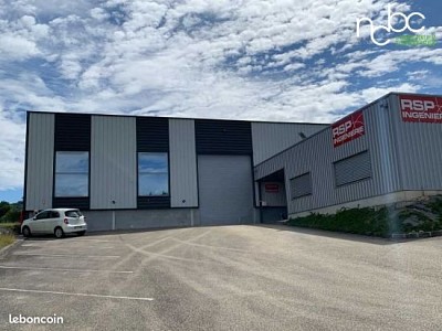 LOCAL D ACTIVITE A LOUER - ST MARTIN DU MONT - 1230 m2 - Prix : nous consulter