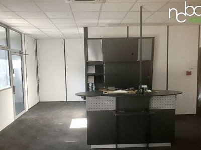 LOCAL D ACTIVITE A LOUER - VILLEFRANCHE SUR SAONE - 500 m2 - 84 € HC/m<sup>2</sup>/an