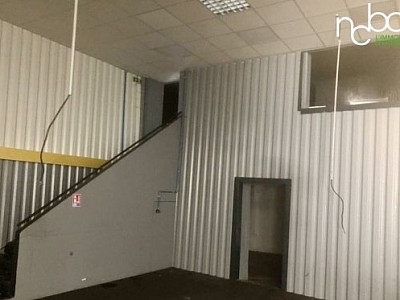 LOCAL D ACTIVITE A LOUER - VILLEFRANCHE SUR SAONE - 500 m2 - 84 € HC/m<sup>2</sup>/an