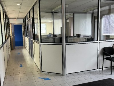LOCAL D ACTIVITE A VENDRE - BELLIGNAT - 1540,85 m2 - 817650 € 