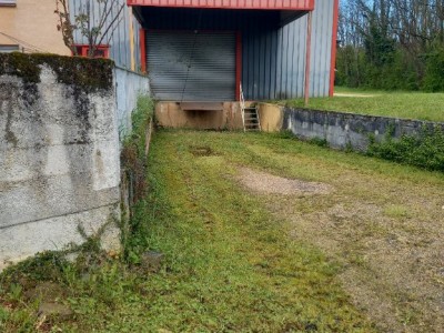 LOCAL D ACTIVITE A VENDRE - BUTHIERS - 1580 m2 - 676000 € 