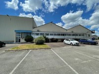 ENSEMBLE IMMOBILIER A USAGE D ACTIVITE A VENDRE - CHAMPFORGEUIL - 7028 m2 - 1 740 000 €