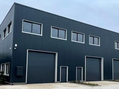 BATIMENT D ACTIVITE DIVISIBLE A VENDRE - DIJON - 1216,24 m2 divisibles  partir de 274,97 m2 - 1133,00 € /m<sup>2</sup>